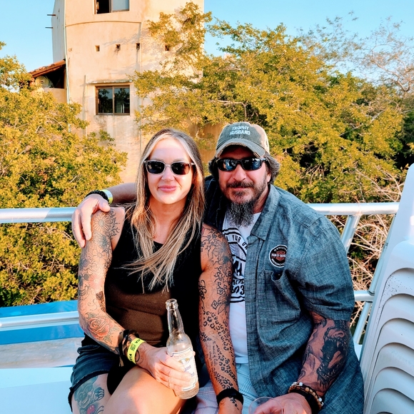 Meet your Posher, Chris - Picture 4 of 5